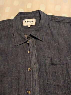 CORRIDOR NYC: Men's denim cotton ragg long sleeve buttondown: sizeXL, VG COND!